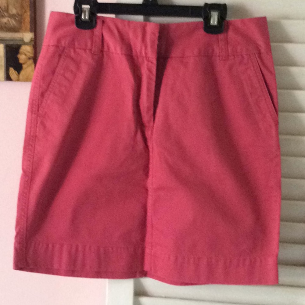 VV skirt